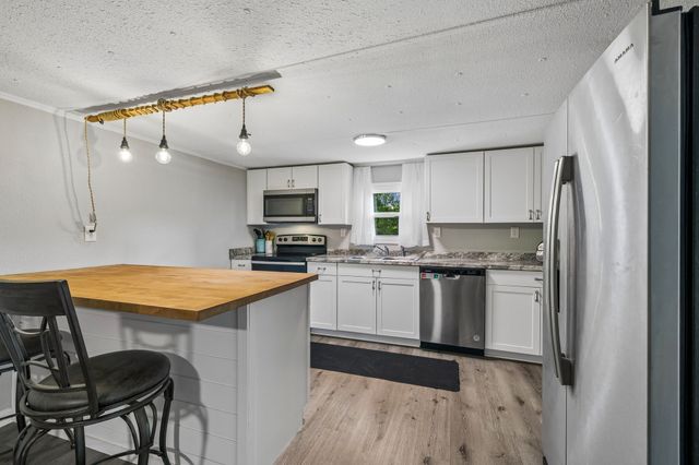 119 Dyer Branch Rd, Gordonsville, TN 38563