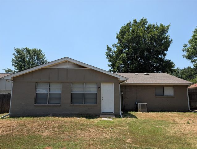 1116 Cindy Street, Crowley, TX 76036