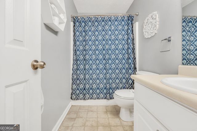 571 Brewer Drive, Locust Grove, GA 30248