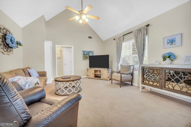 571 Brewer Drive, Locust Grove, GA 30248