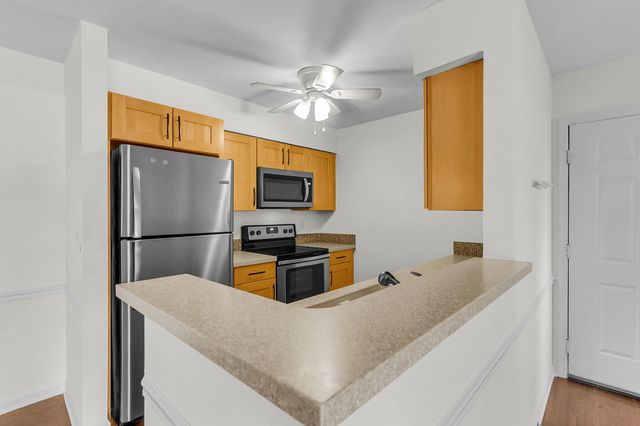 1054 Anna Knapp Boulevard 2e, Mount Pleasant, SC 29464