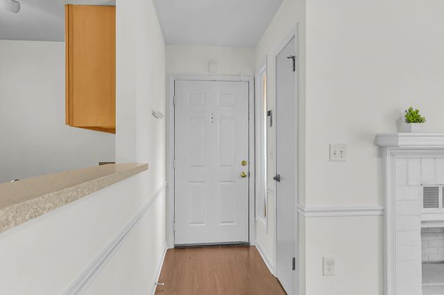 1054 Anna Knapp Boulevard 2e, Mount Pleasant, SC 29464