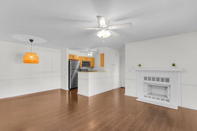 1054 Anna Knapp Boulevard 2e, Mount Pleasant, SC 29464