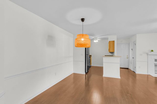 1054 Anna Knapp Boulevard 2e, Mount Pleasant, SC 29464
