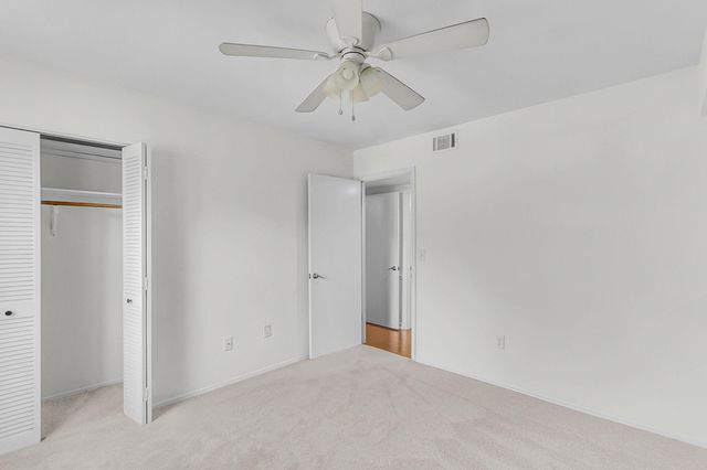 1054 Anna Knapp Boulevard 2e, Mount Pleasant, SC 29464