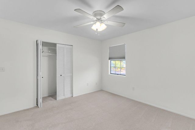 1054 Anna Knapp Boulevard 2e, Mount Pleasant, SC 29464