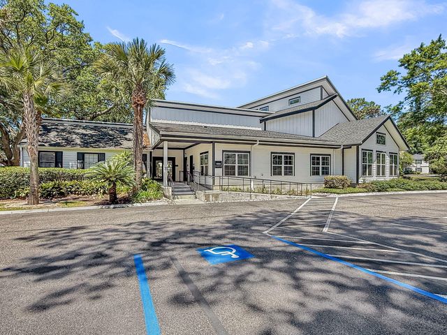 1054 Anna Knapp Boulevard 2e, Mount Pleasant, SC 29464