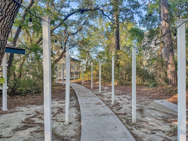 1054 Anna Knapp Boulevard 2e, Mount Pleasant, SC 29464