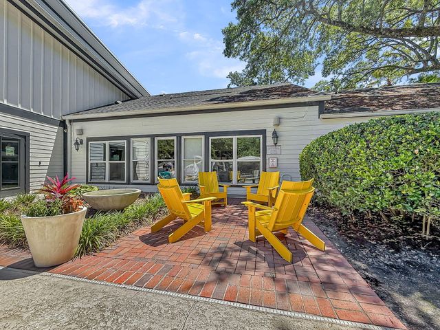 1054 Anna Knapp Boulevard 2e, Mount Pleasant, SC 29464