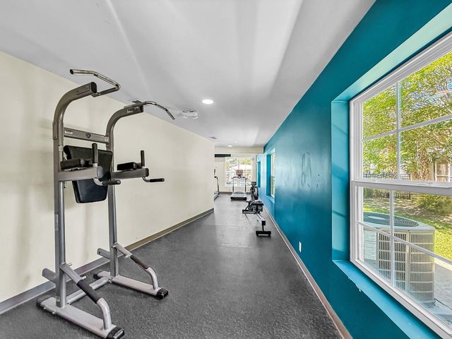 1054 Anna Knapp Boulevard 2e, Mount Pleasant, SC 29464