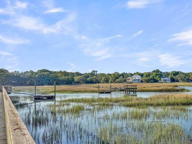 1054 Anna Knapp Boulevard 2e, Mount Pleasant, SC 29464