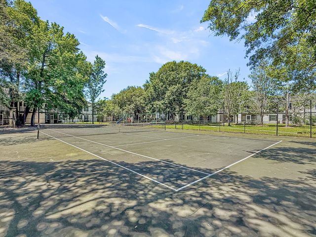 1054 Anna Knapp Boulevard 2e, Mount Pleasant, SC 29464