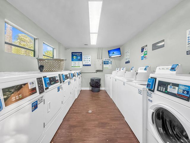 1054 Anna Knapp Boulevard 2e, Mount Pleasant, SC 29464