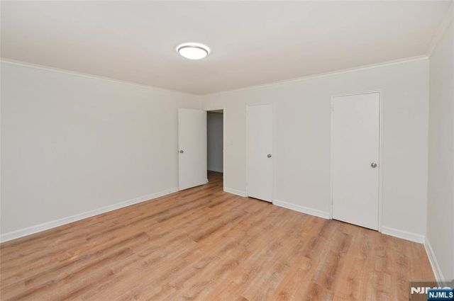 250 Oak H4, Ridgewood, NJ 07450