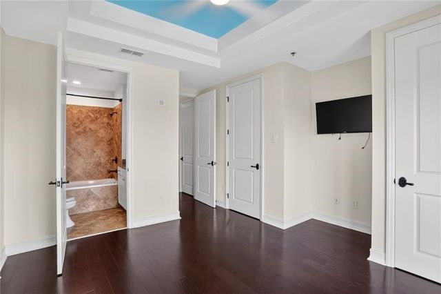 2233 Peachtree Road NE 1202, Atlanta, GA 30309