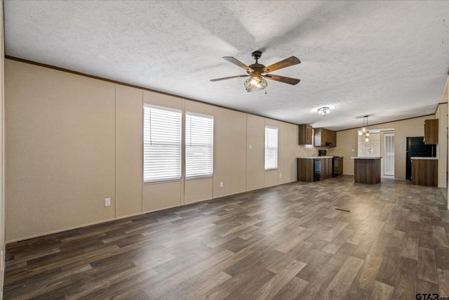 350 Second, Point, TX 75472