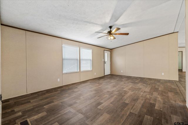 350 Second, Point, TX 75472