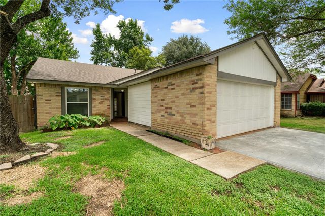 11111 Drakeland Drive, Humble, TX 77396