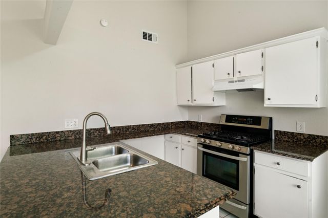 11111 Drakeland Drive, Humble, TX 77396