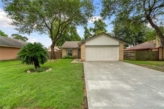 11111 Drakeland Drive, Humble, TX 77396