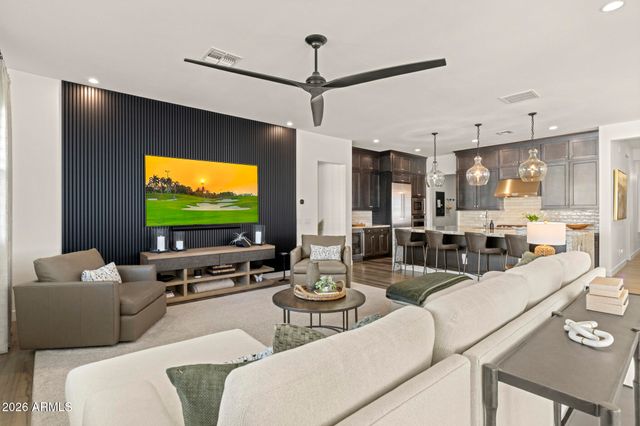 17232 W MOUNTAINAIR Street, Surprise, AZ 85388