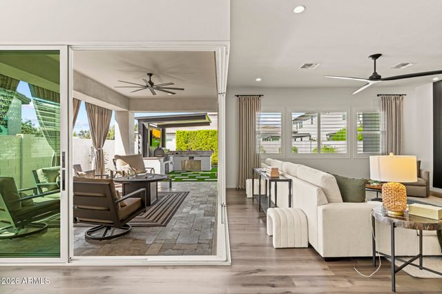 17232 W MOUNTAINAIR Street, Surprise, AZ 85388