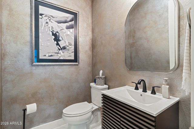 17232 W MOUNTAINAIR Street, Surprise, AZ 85388