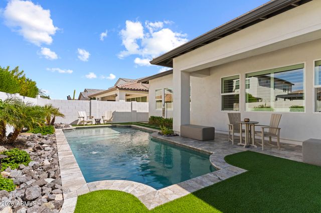 17232 W MOUNTAINAIR Street, Surprise, AZ 85388