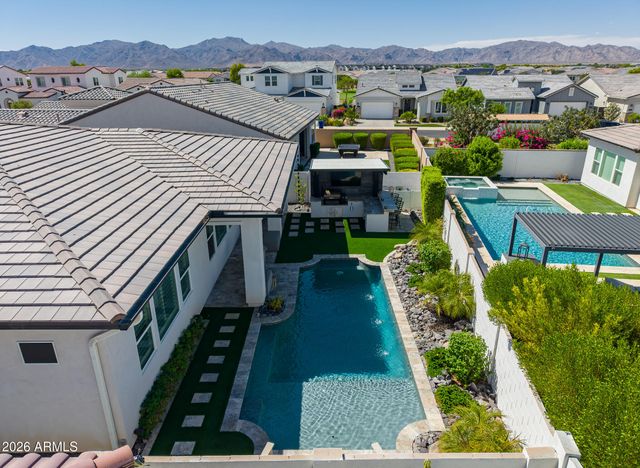 17232 W MOUNTAINAIR Street, Surprise, AZ 85388