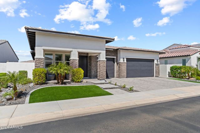17232 W MOUNTAINAIR Street, Surprise, AZ 85388