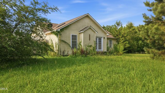 7912 Smith Road, Apex, NC 27539