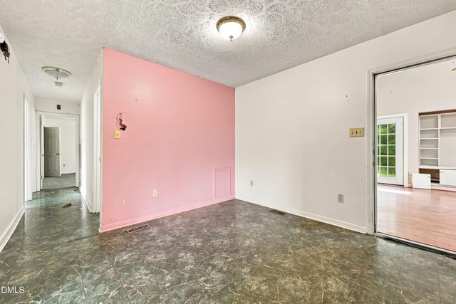 7912 Smith Road, Apex, NC 27539