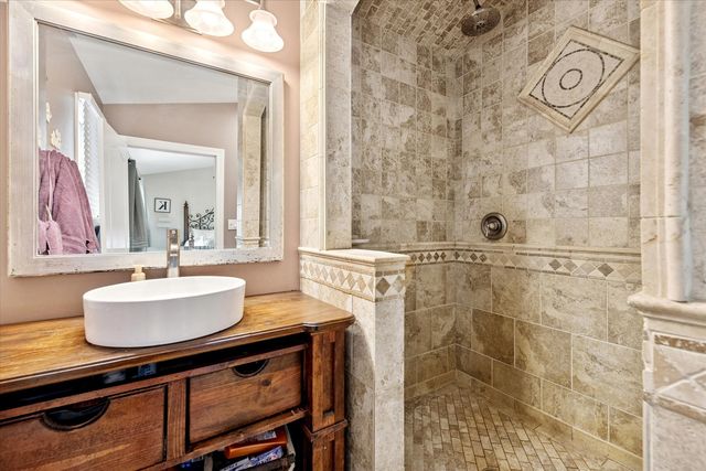 26775 N Ada Street N, Wauconda, IL 60084