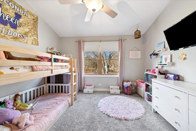 26775 N Ada Street N, Wauconda, IL 60084