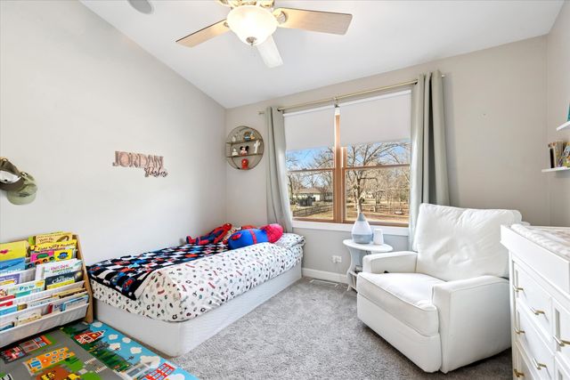 26775 N Ada Street N, Wauconda, IL 60084