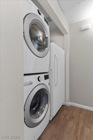 251 South Green Valley Parkway 2722, Henderson, NV 89012