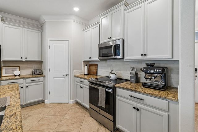 13170 GREEN VIOLET DRIVE, Riverview, FL 33579