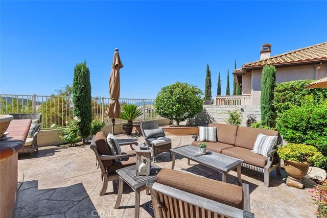 23785 Via Madrid, Murrieta, CA 92562