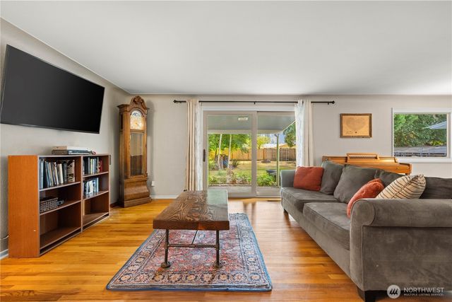 415 W Street SE, Tumwater, WA 98501