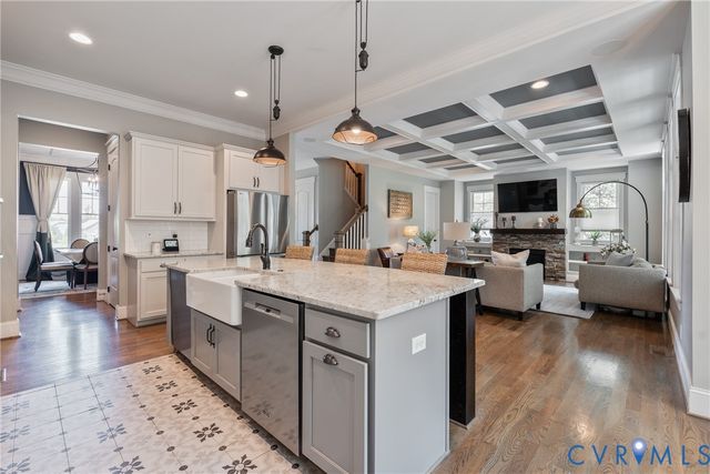 16407 Old Castle Rd, Midlothian, VA 23112
