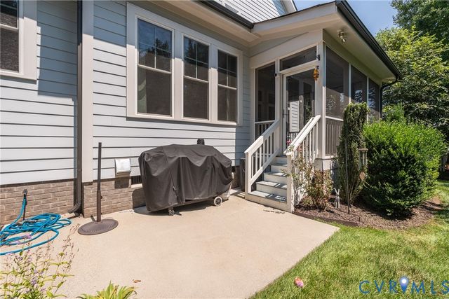 16407 Old Castle Rd, Midlothian, VA 23112