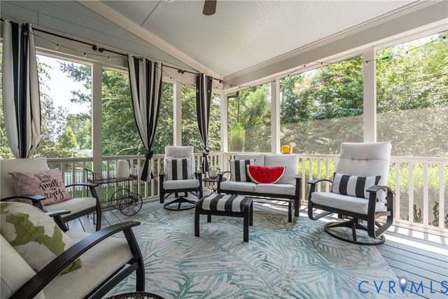 16407 Old Castle Rd, Midlothian, VA 23112