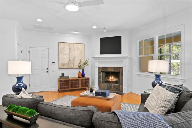 4115 W BARCELONA STREET, Tampa, FL 33629