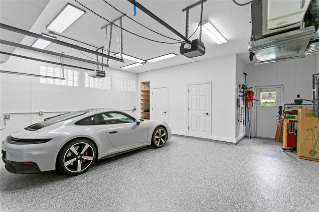 4115 W BARCELONA STREET, Tampa, FL 33629