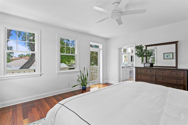 4115 W BARCELONA STREET, Tampa, FL 33629