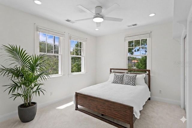 4115 W BARCELONA STREET, Tampa, FL 33629