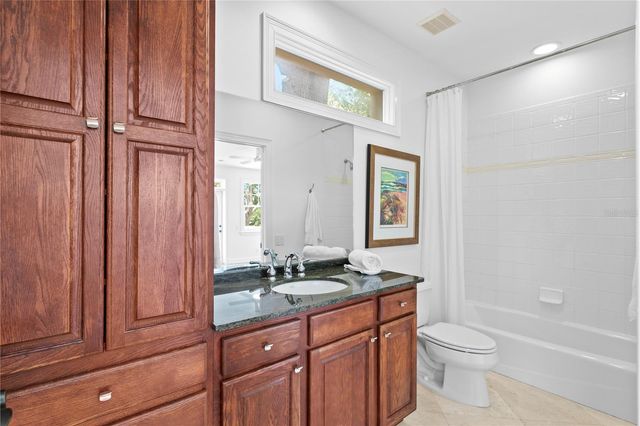 4115 W BARCELONA STREET, Tampa, FL 33629