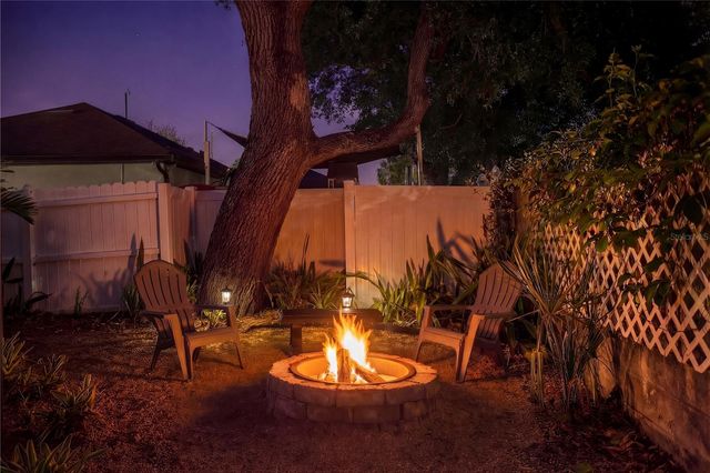 4115 W BARCELONA STREET, Tampa, FL 33629