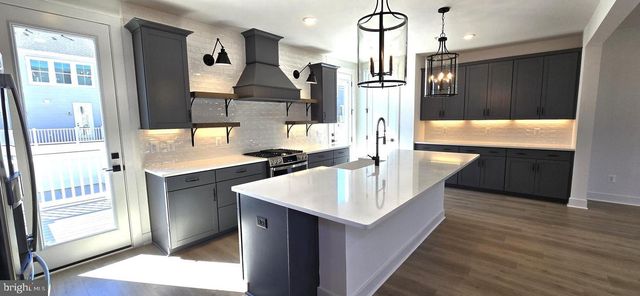 1726 BLACKSMITH WAY, Frederick, MD 21702