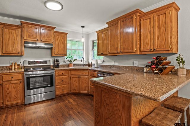 122 County Road 4226, Mt Pleasant, TX 75455